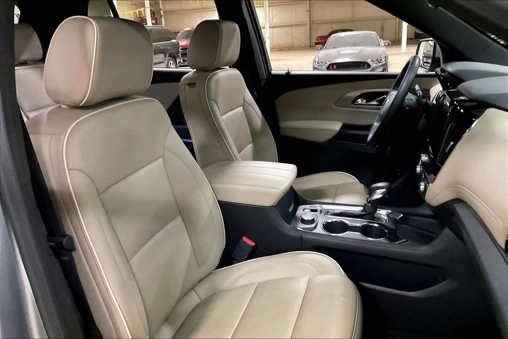 Used 2023 Chevrolet Traverse Premier w/ LPO, Floor Liner Package AWD/4WD image 7