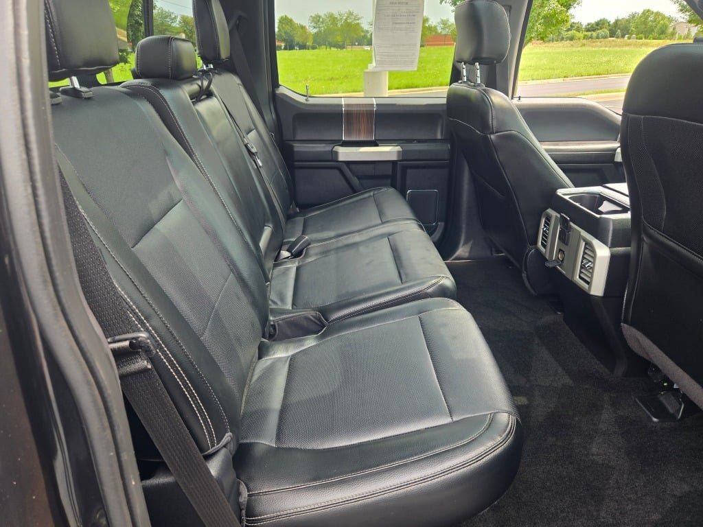 Used 2015 Ford F150 Lariat w/ Equipment Group 501A Mid AWD/4WD image 10