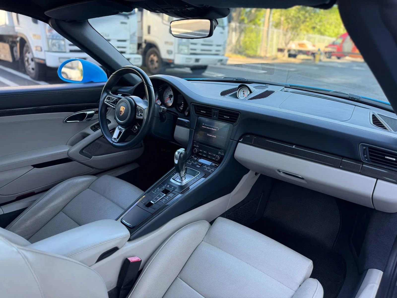 Used 2017 Porsche 911 Turbo S AWD/4WD image 20
