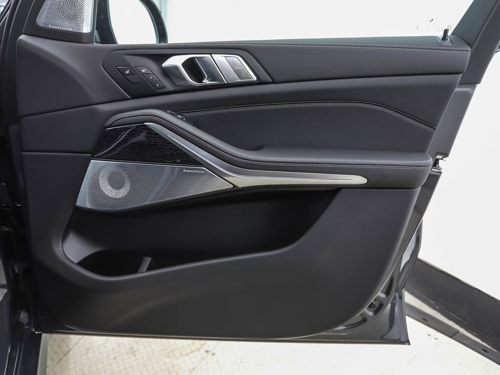 New 2026 BMW X7 xDrive40i image 37