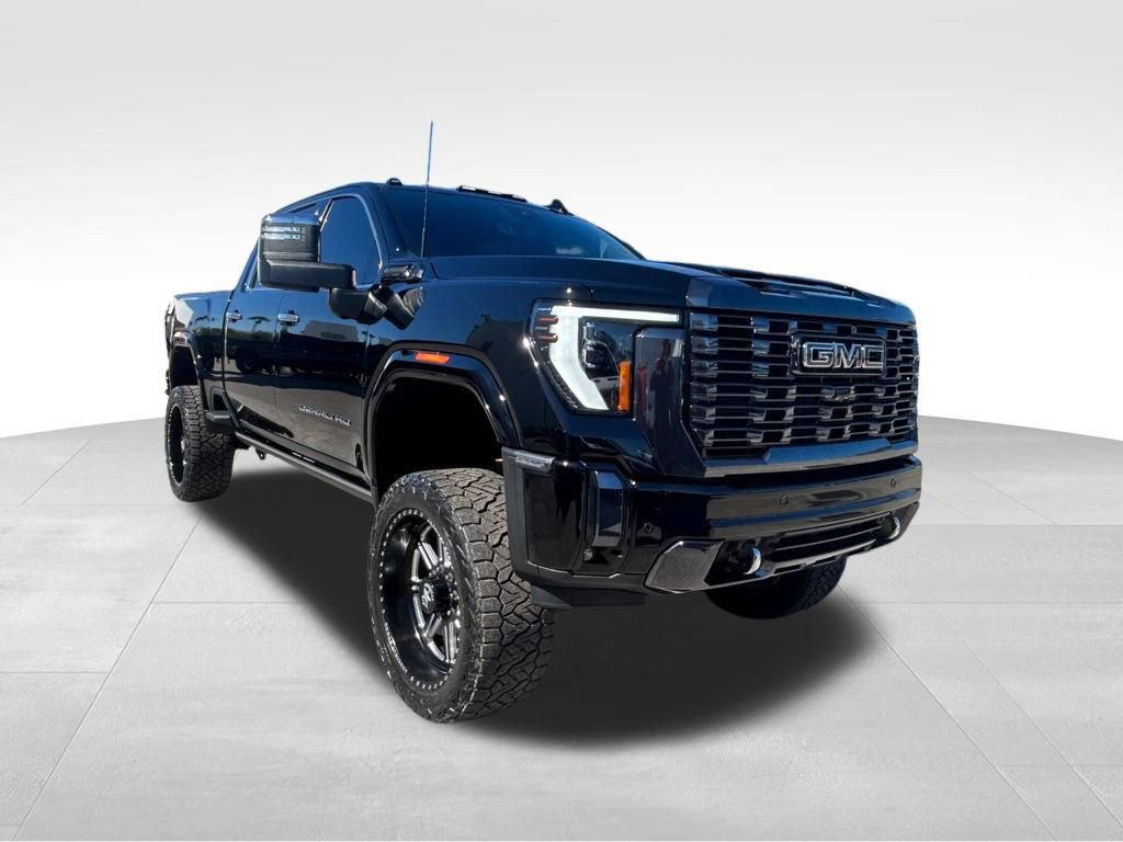 Used 2024 GMC Sierra 2500 Denali Ultimate w/ Max Trailering Package image 2