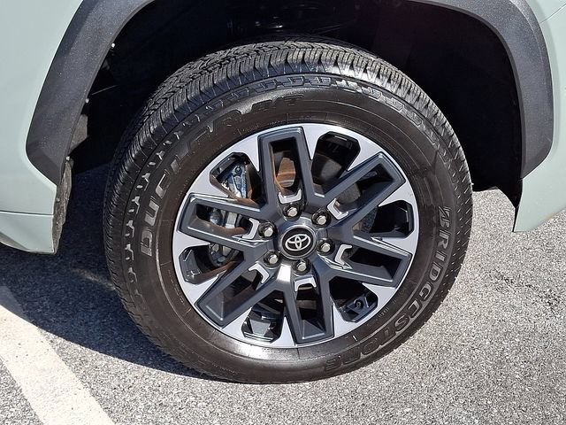 Certified 2026 Toyota Tundra Limited AWD/4WD image 8