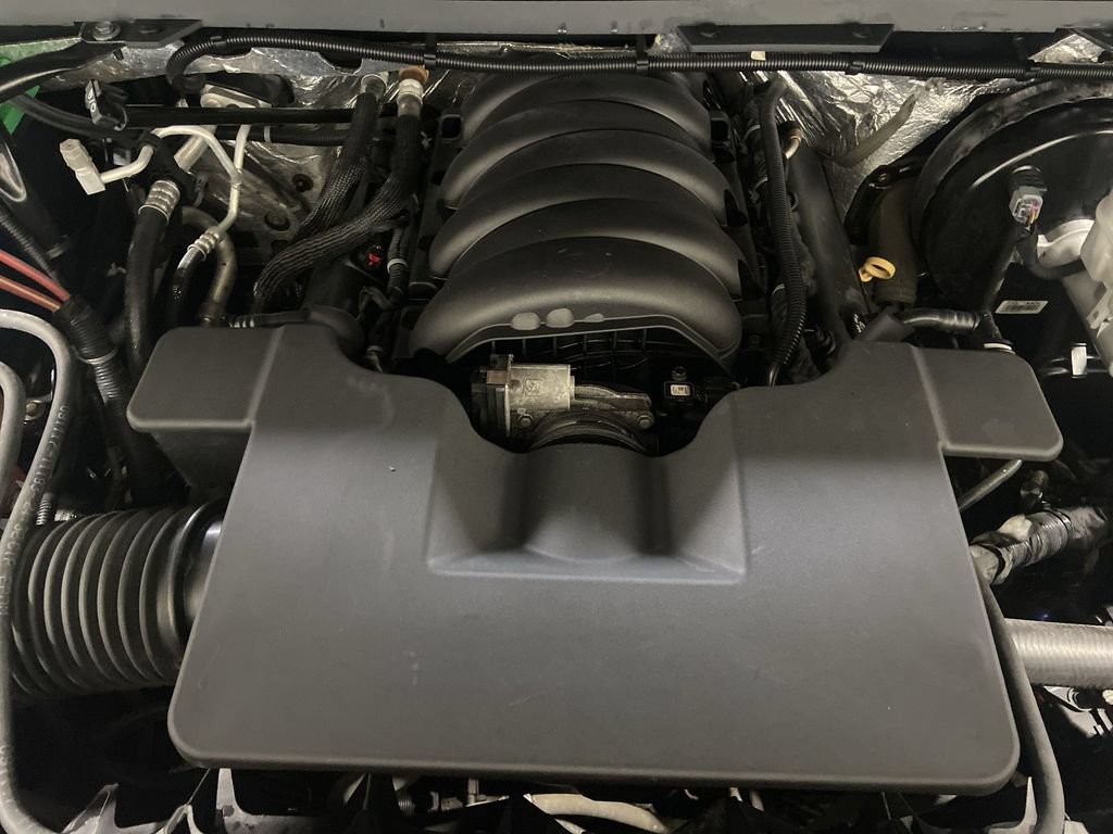 Used 2018 Chevrolet Silverado 1500 LT w/ All Star Edition AWD/4WD image 28