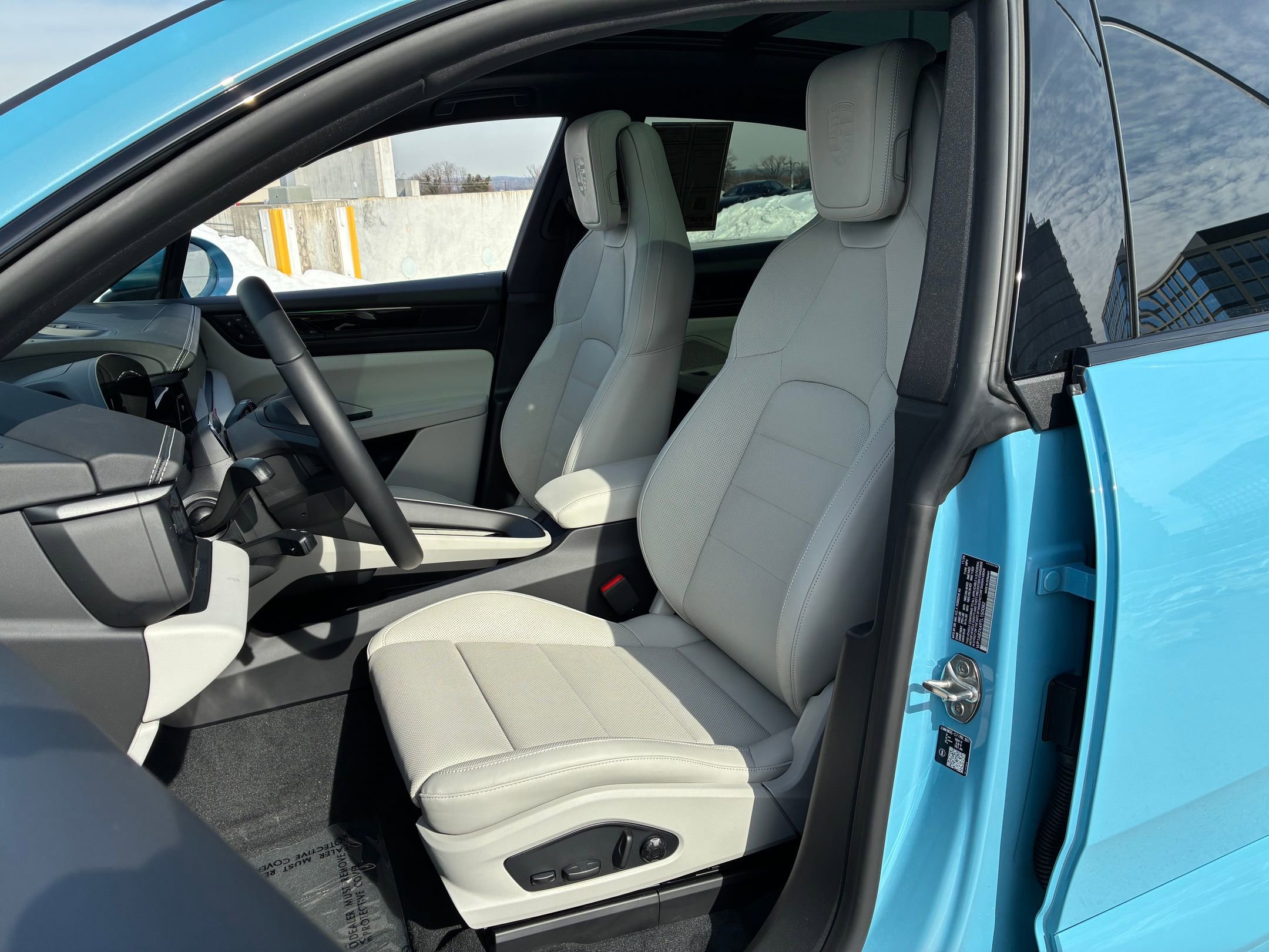 New 2026 Porsche Macan 4S Electric image 28