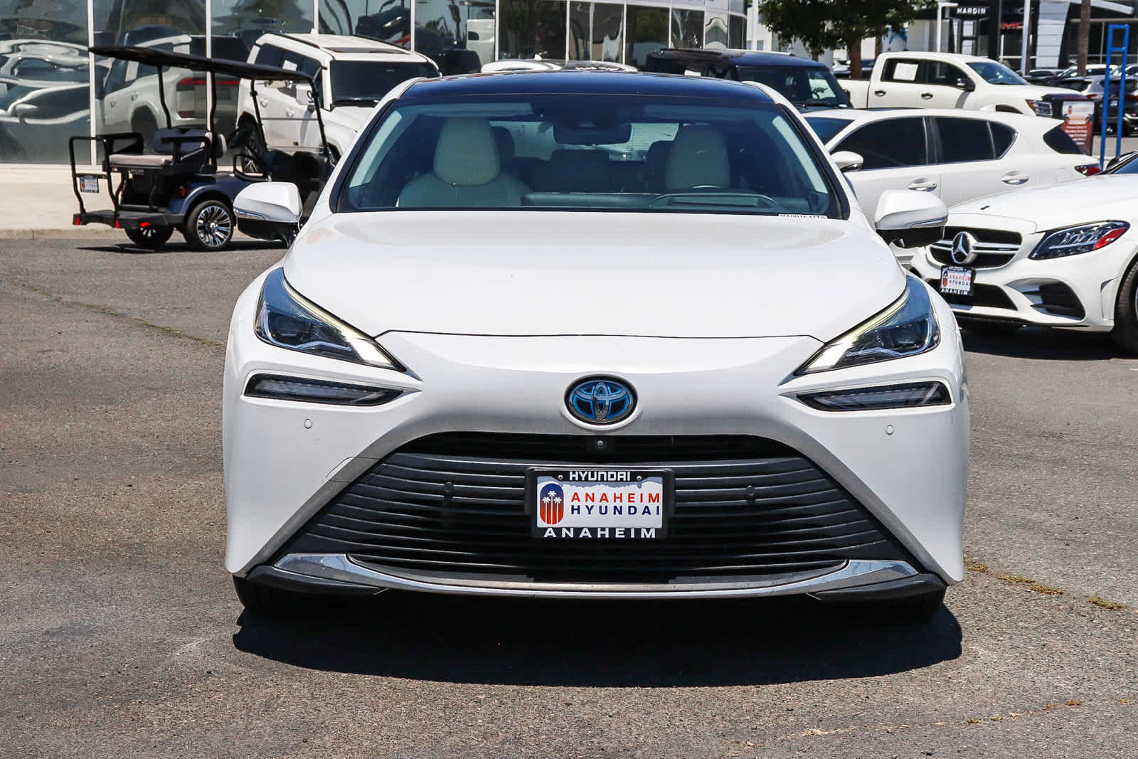 Used 2021 Toyota Mirai RWD image 2