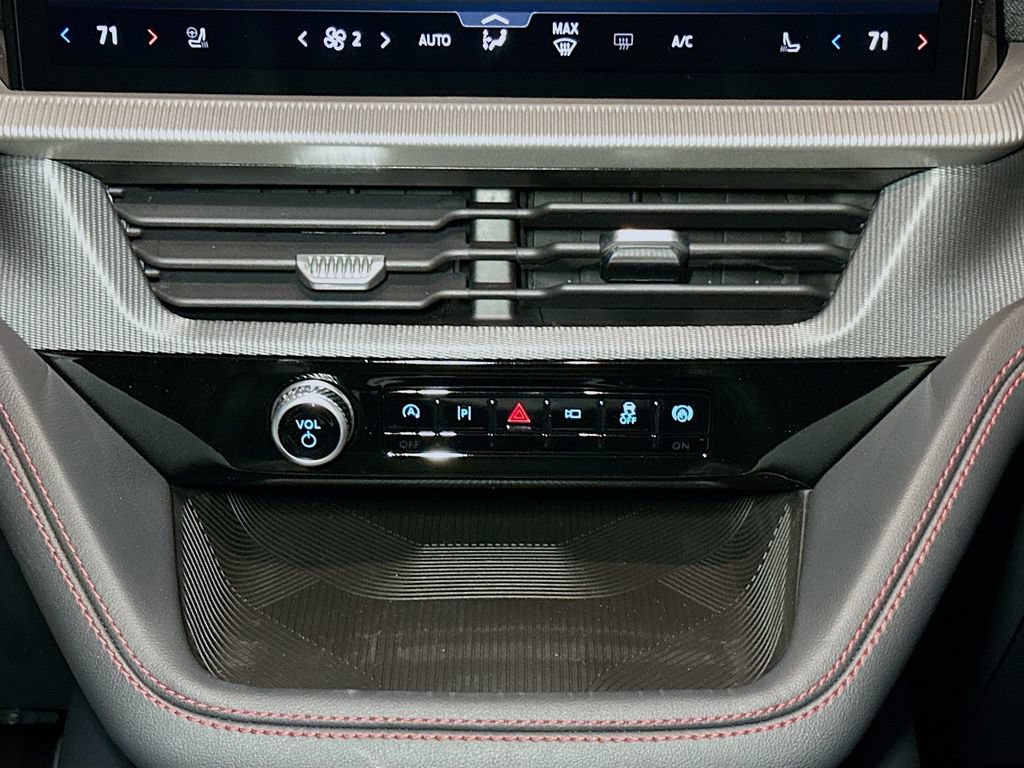 New 2026 Ford Explorer ST-Line w/ ST-Line Street Pack AWD/4WD image 13