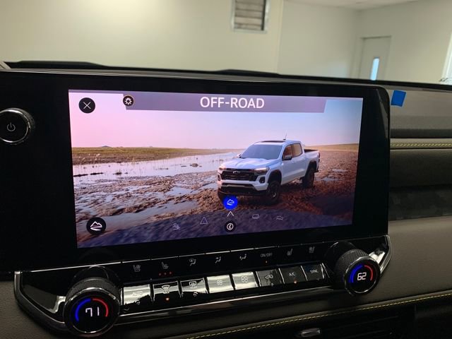 New 2026 Chevrolet Colorado ZR2 w/ Technology Package image 46