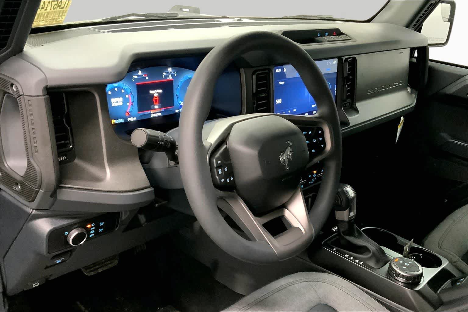 New 2026 Ford Bronco 4-Door AWD/4WD image 7