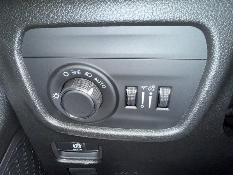 New 2026 Jeep Grand Cherokee Laredo AWD/4WD image 22