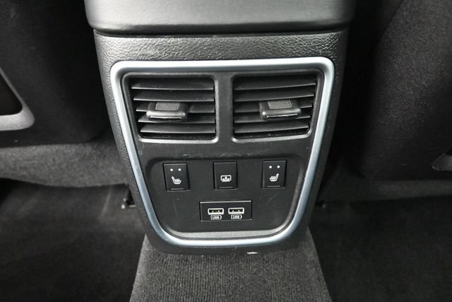 Used 2022 Chrysler 300 Touring L w/ Popular Equipment Group AWD/4WD image 28