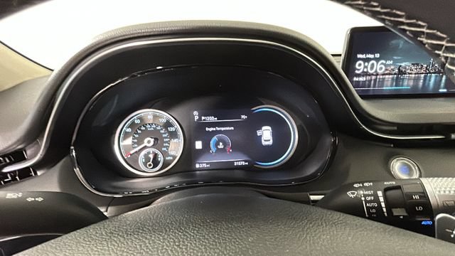 Used 2025 Genesis GV70 2.5T AWD/4WD image 18