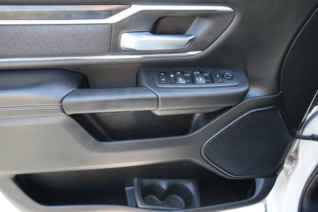 Used 2021 RAM 1500 4x4 Crew Cab image 24