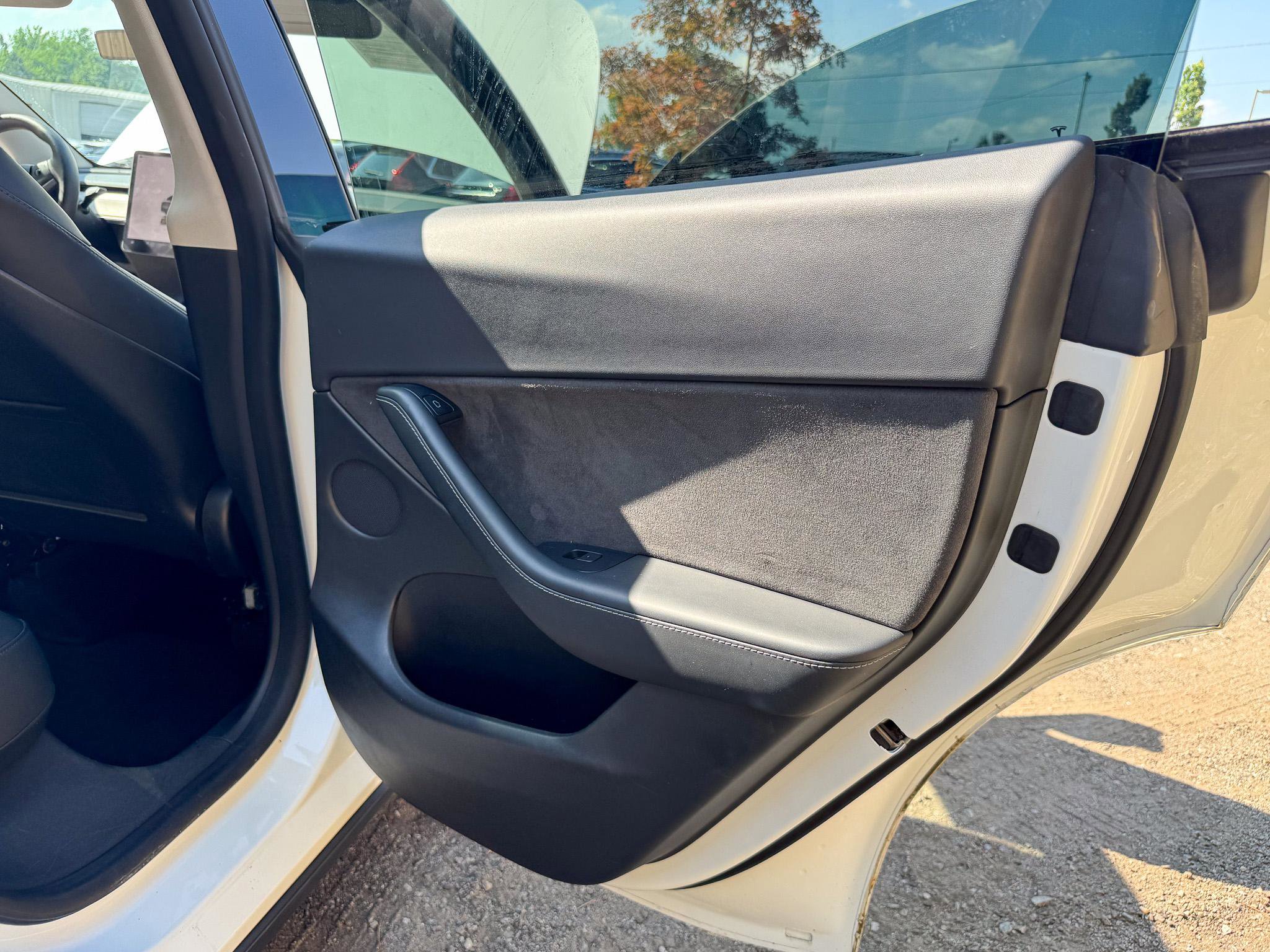 Used 2020 Tesla Model Y Long Range AWD/4WD image 18