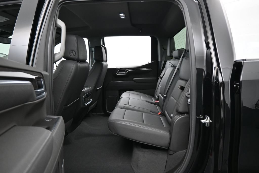 Used 2026 Chevrolet Silverado 1500 LTZ RWD image 38