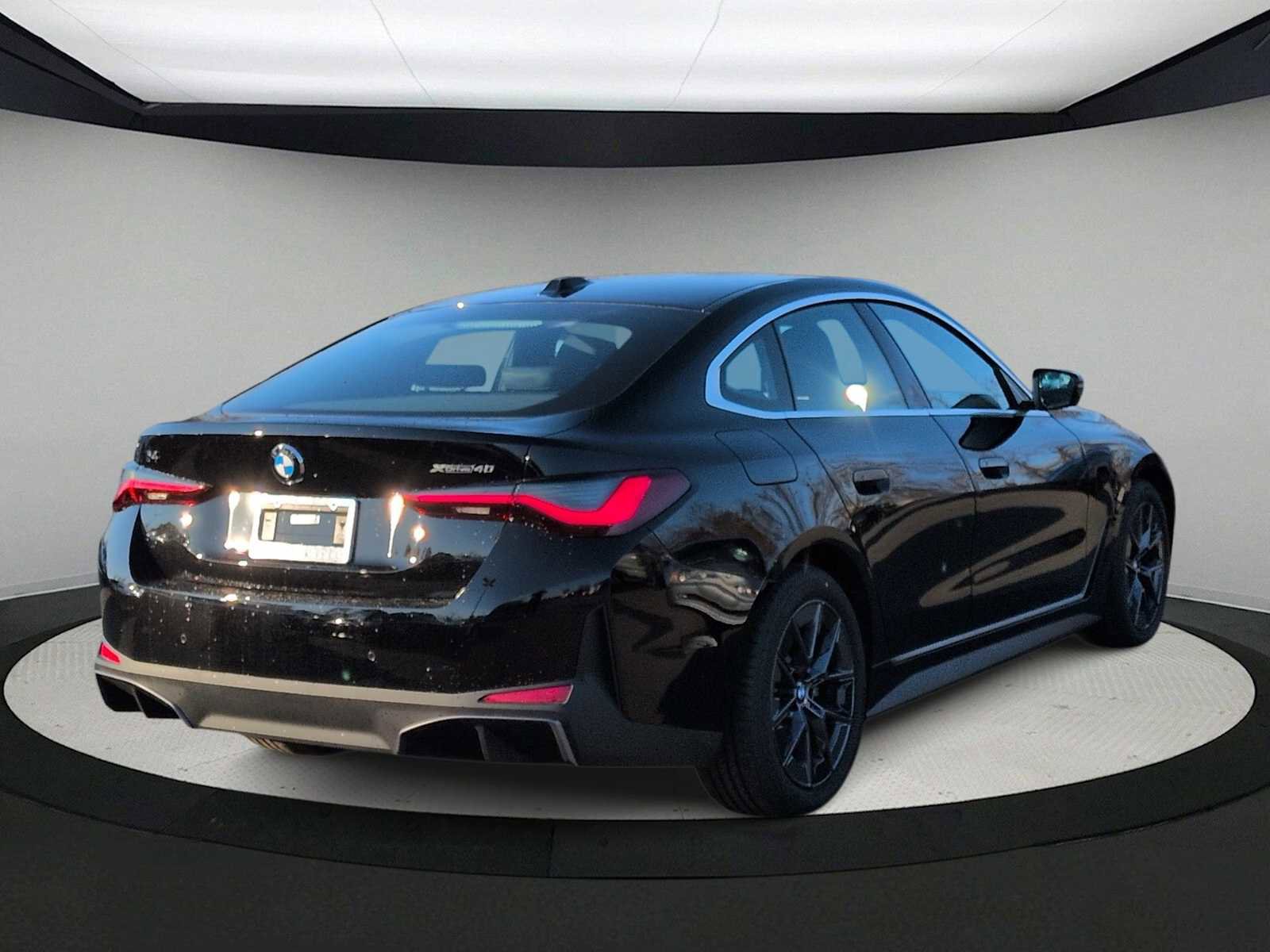 New 2026 BMW i4 xDrive40i image 8