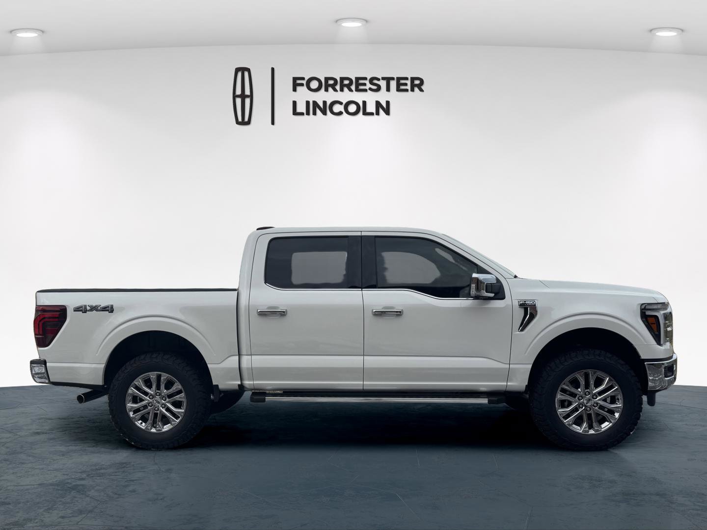 Used 2025 Ford F150 Lariat w/ Equipment Group 501A Mid image 41