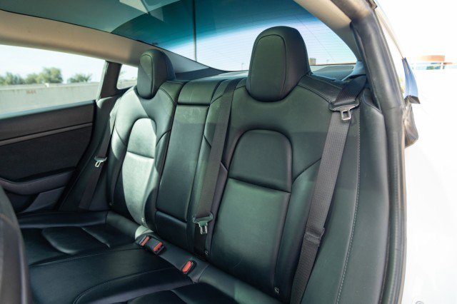 Used 2022 Tesla Model 3 image 22