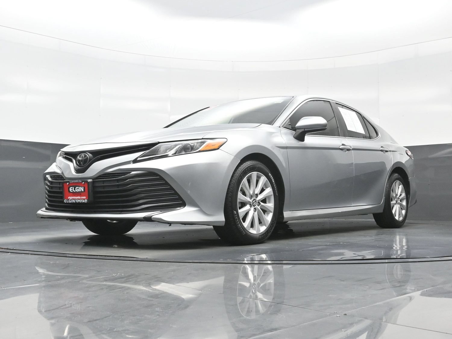Used 2019 Toyota Camry LE FWD image 27