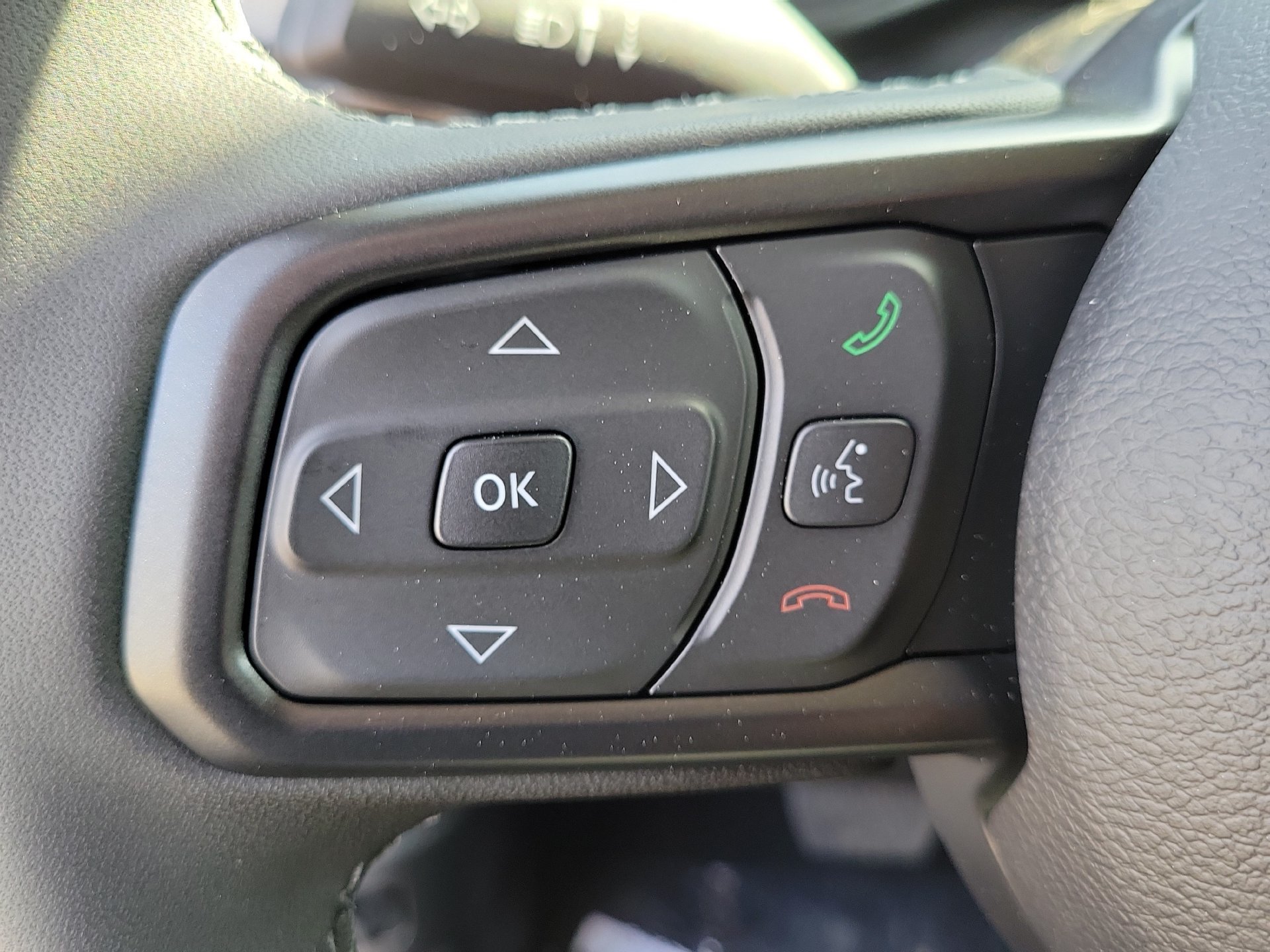 New 2026 Jeep Gladiator Sport AWD/4WD image 5