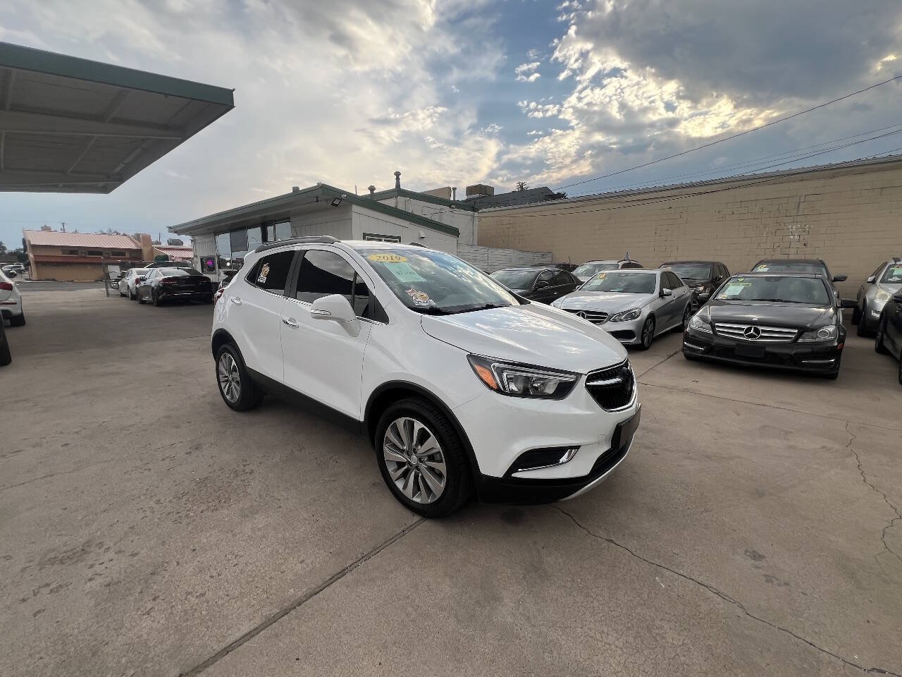 Used 2019 Buick Encore Preferred AWD/4WD image 1