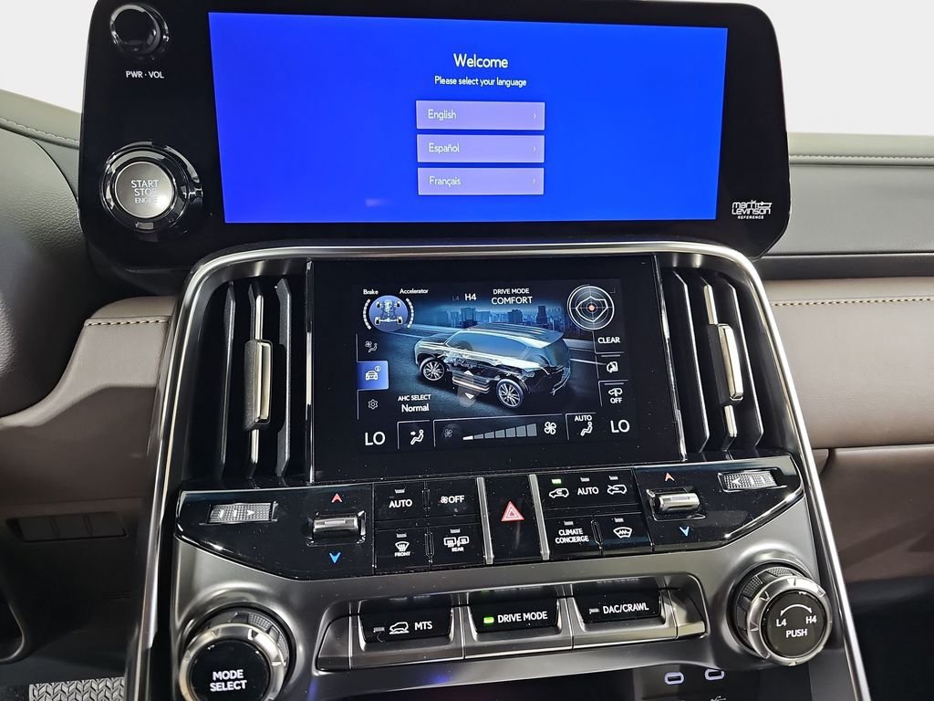 New 2026 Lexus LX 600 4WD w/ Luxury Package image 20