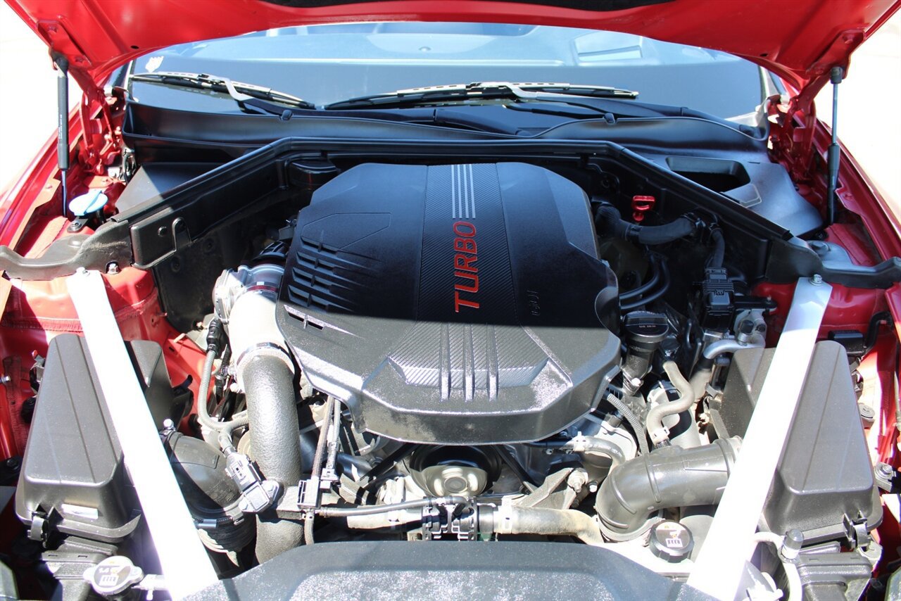 Used 2018 Kia Stinger GT2 AWD/4WD image 19
