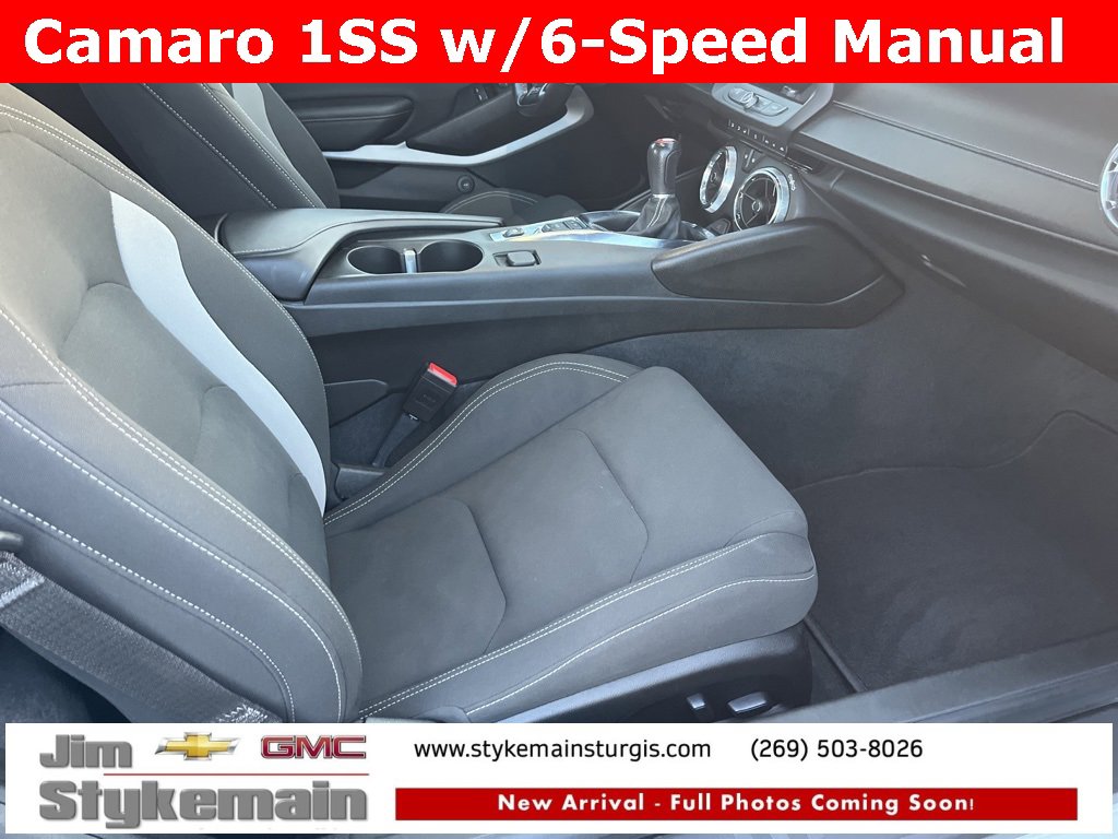 Used 2022 Chevrolet Camaro LT image 9