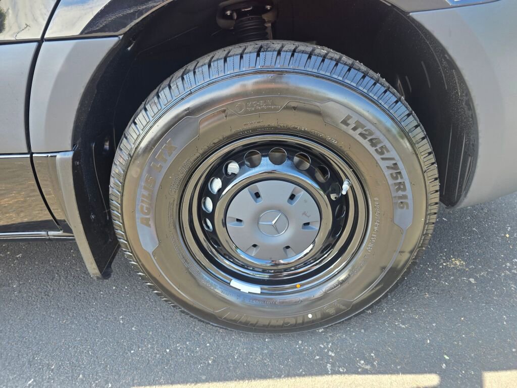 New 2025 Mercedes-Benz Sprinter 2500 image 16