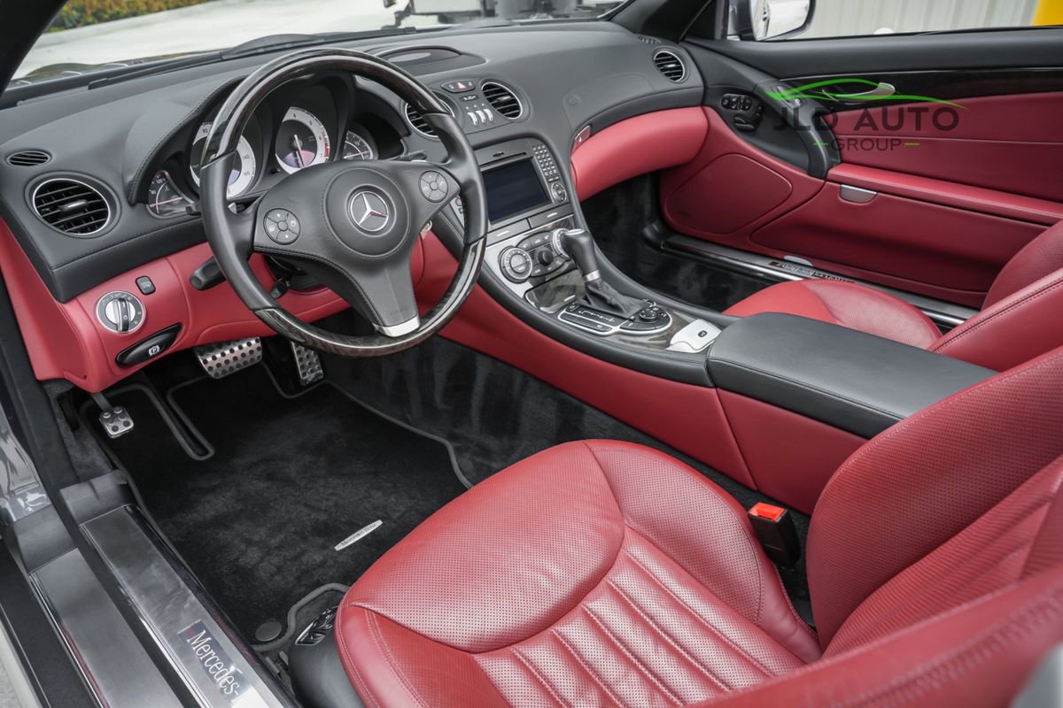 Used 2012 Mercedes-Benz SL 550 image 14
