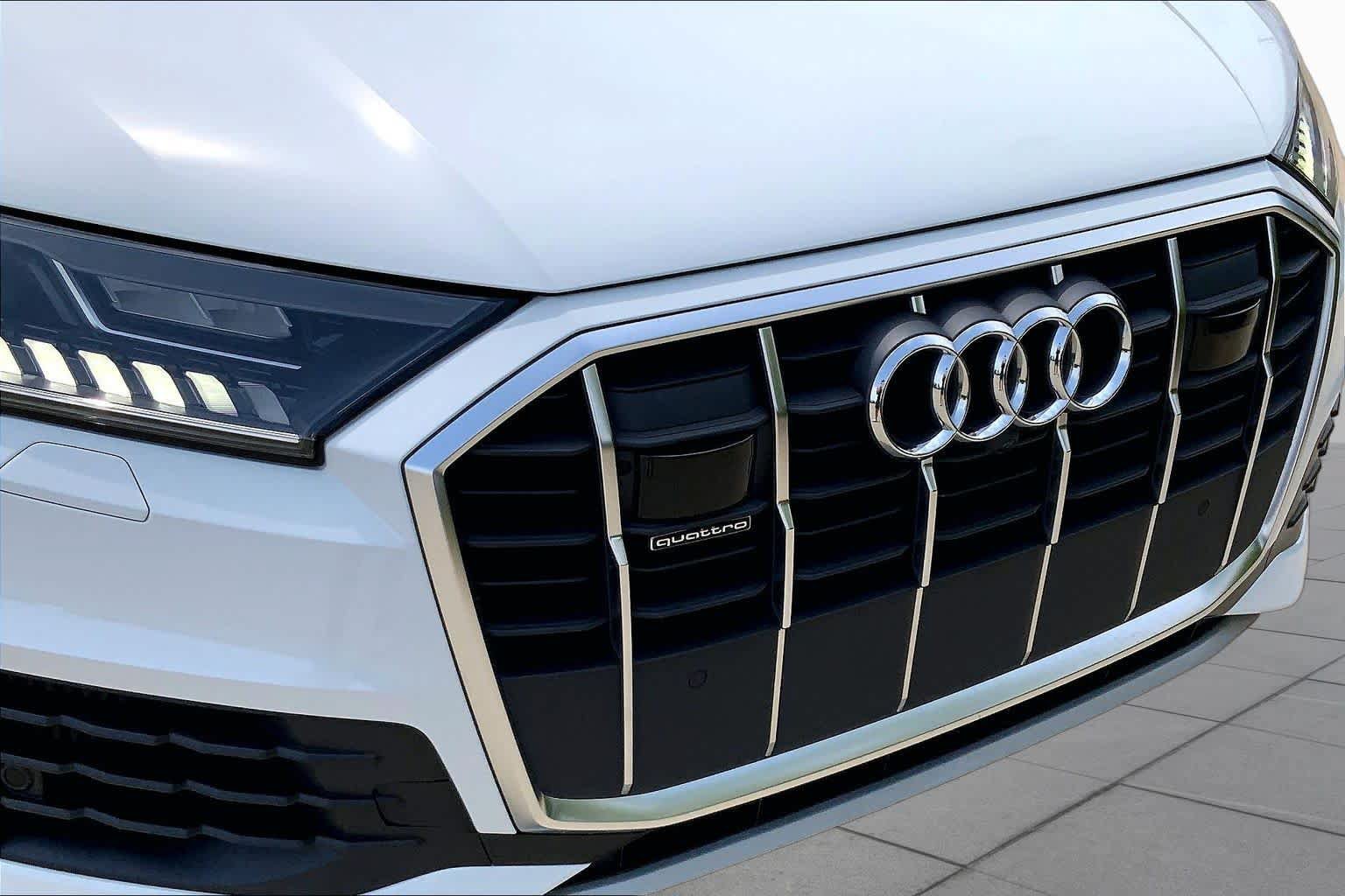 Used 2021 Audi Q7 3.0T Prestige AWD/4WD image 28