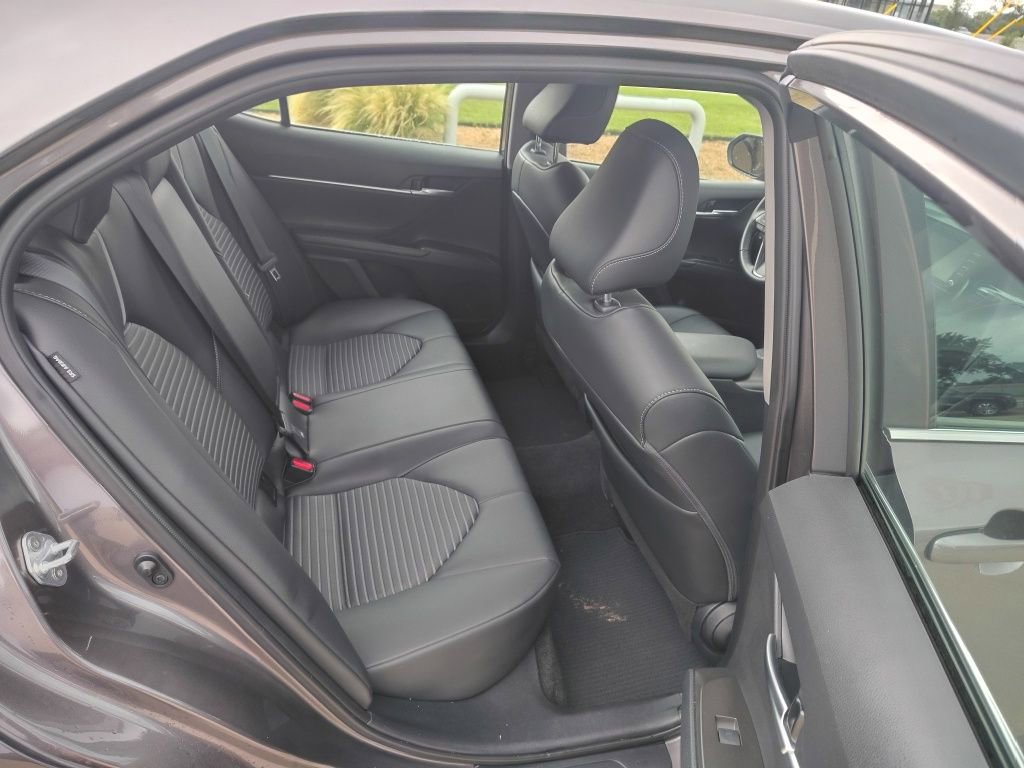 Used 2024 Toyota Camry SE FWD image 16
