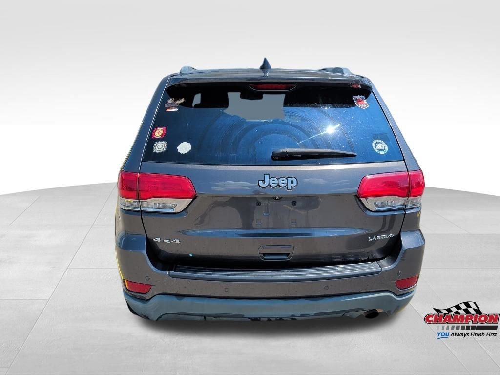 Used 2016 Jeep Grand Cherokee Laredo w/ Quick Order Package 23E AWD/4WD image 9