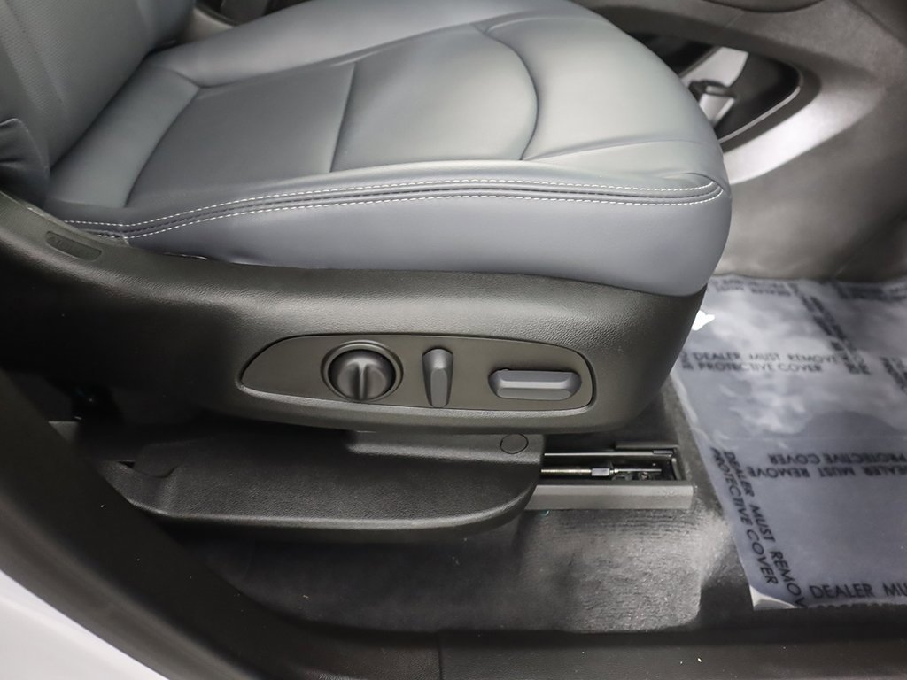 Used 2022 Buick Enclave Essence w/ Experience Buick Package image 33