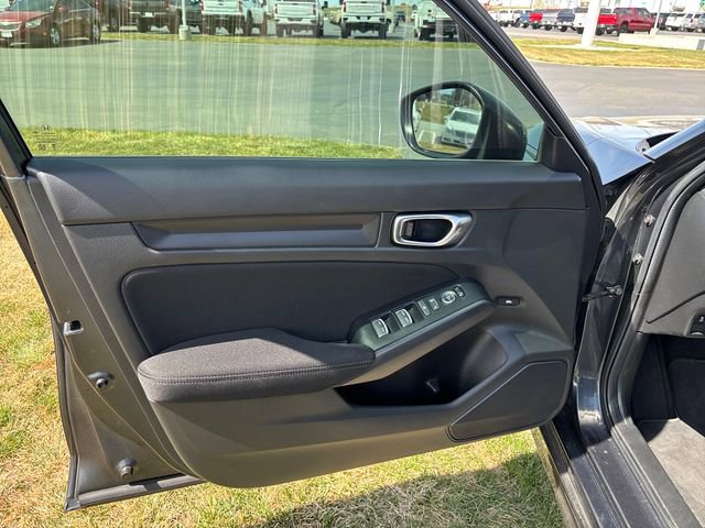 Used 2025 Honda Civic Sport image 10