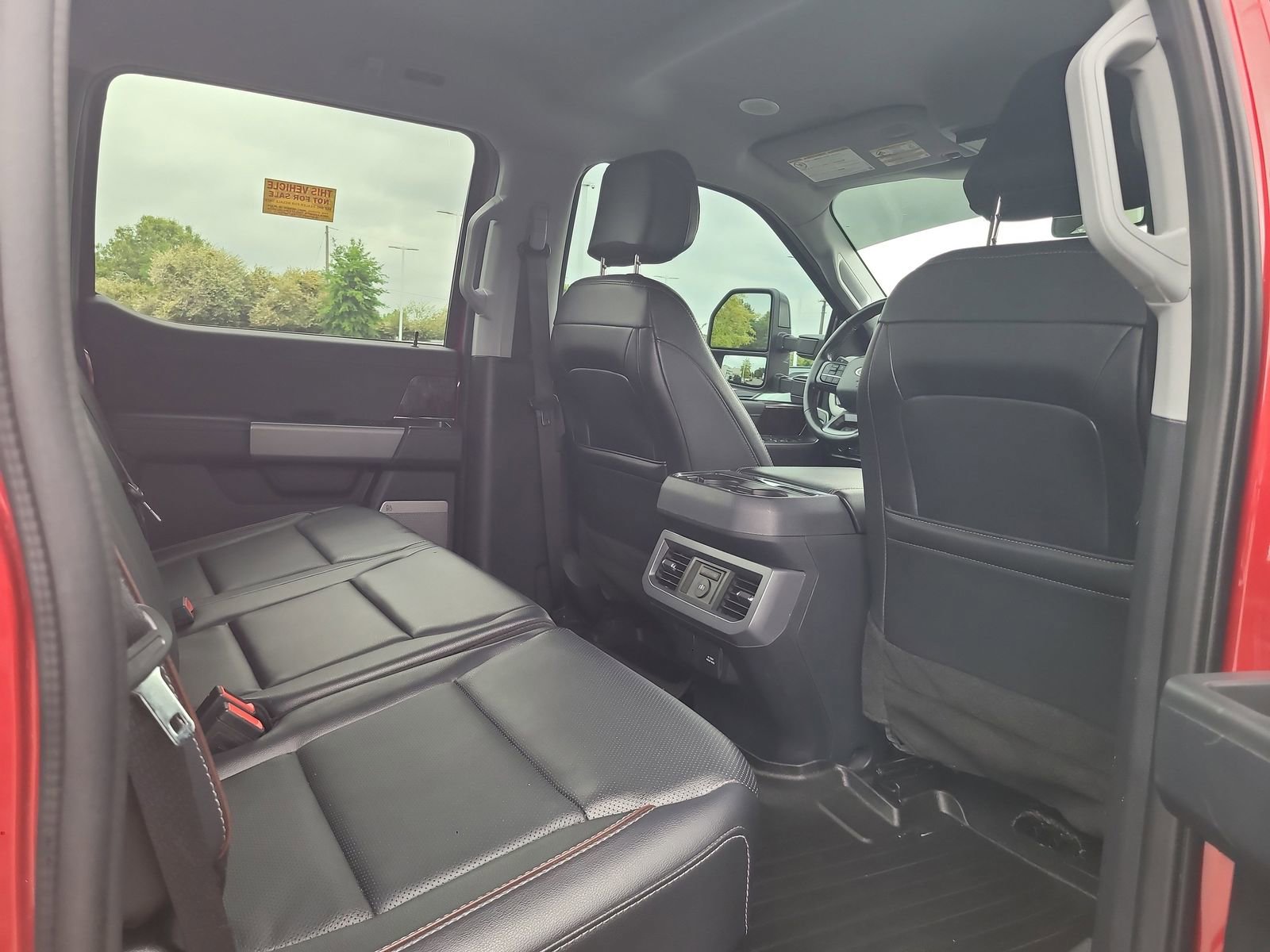 Used 2024 Ford F350 Lariat w/ Lariat Ultimate Package AWD/4WD image 26
