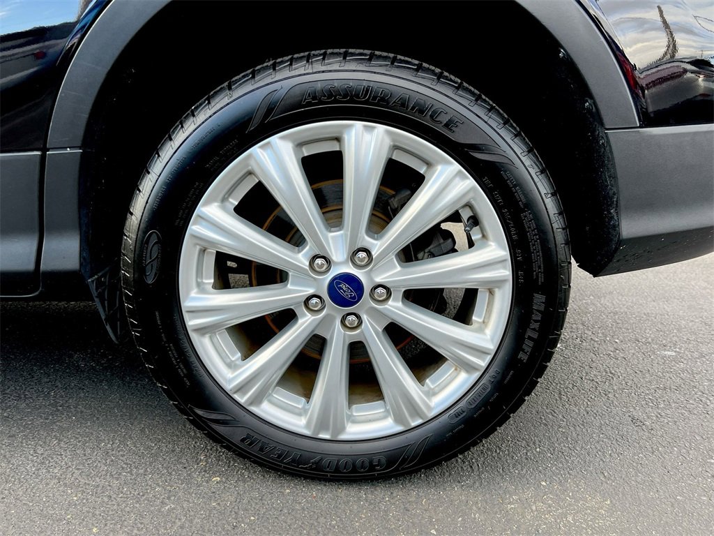 Used 2019 Ford Escape SEL image 27