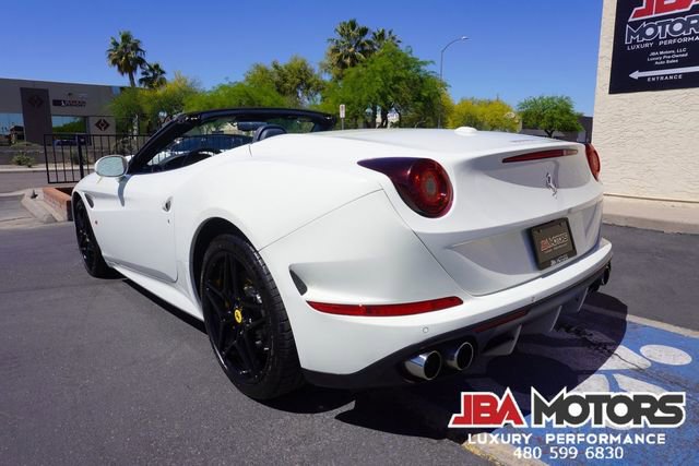 Used 2015 Ferrari California T image 71
