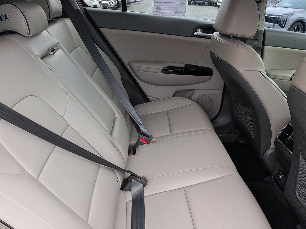 Used 2018 Kia Sportage EX FWD image 8