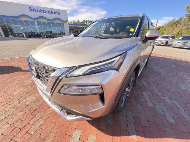 Used 2022 Nissan Rogue Platinum w/ Head-Up Display Package AWD/4WD image 26