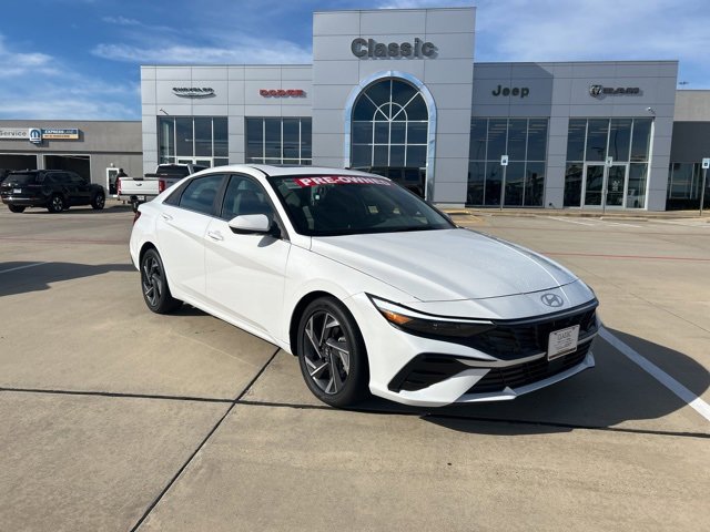 Used 2025 Hyundai Elantra SEL