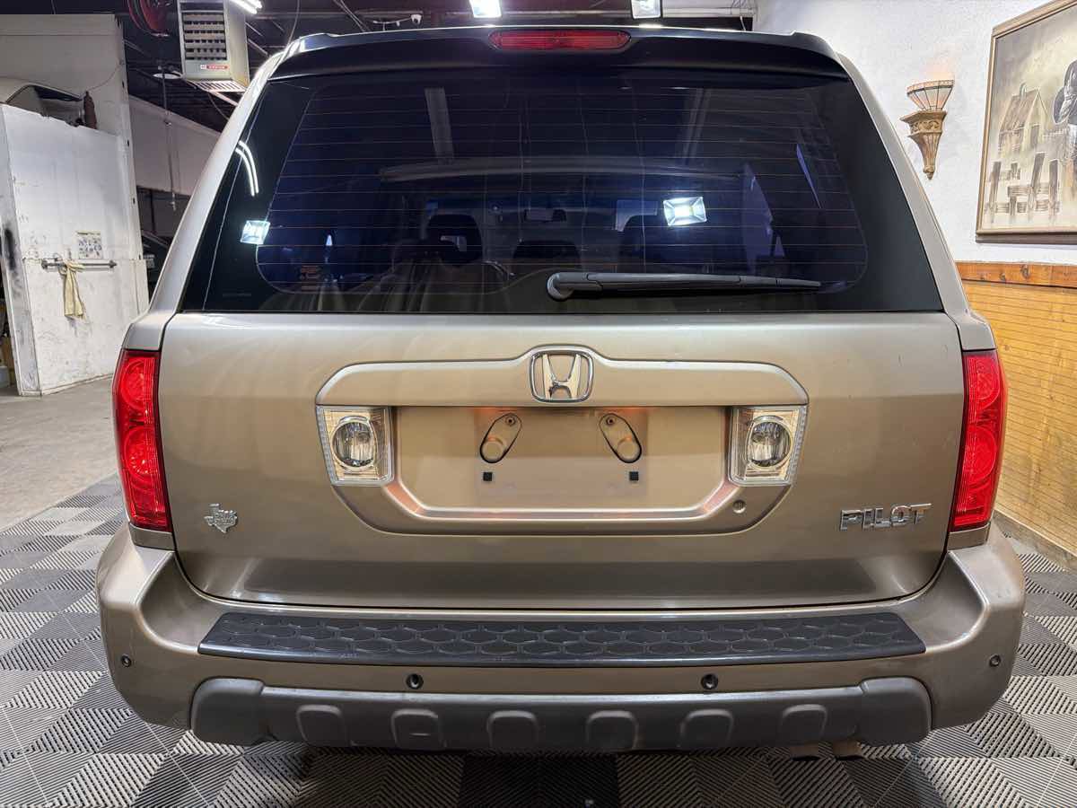 Used 2004 Honda Pilot LX image 4