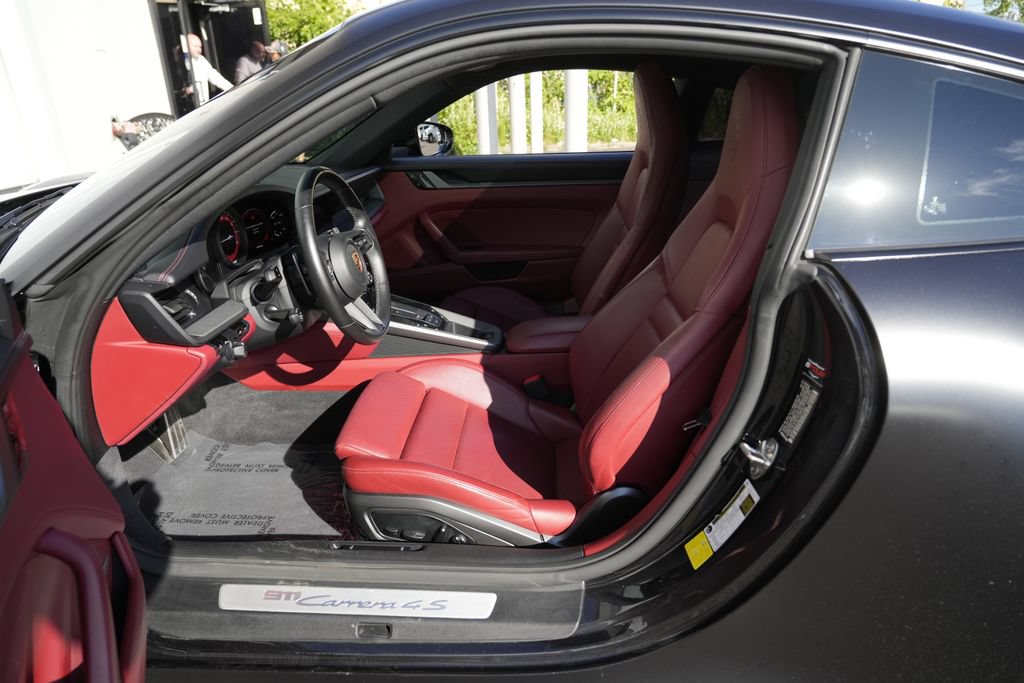 Used 2020 Porsche 911 Carrera 4S AWD/4WD image 45