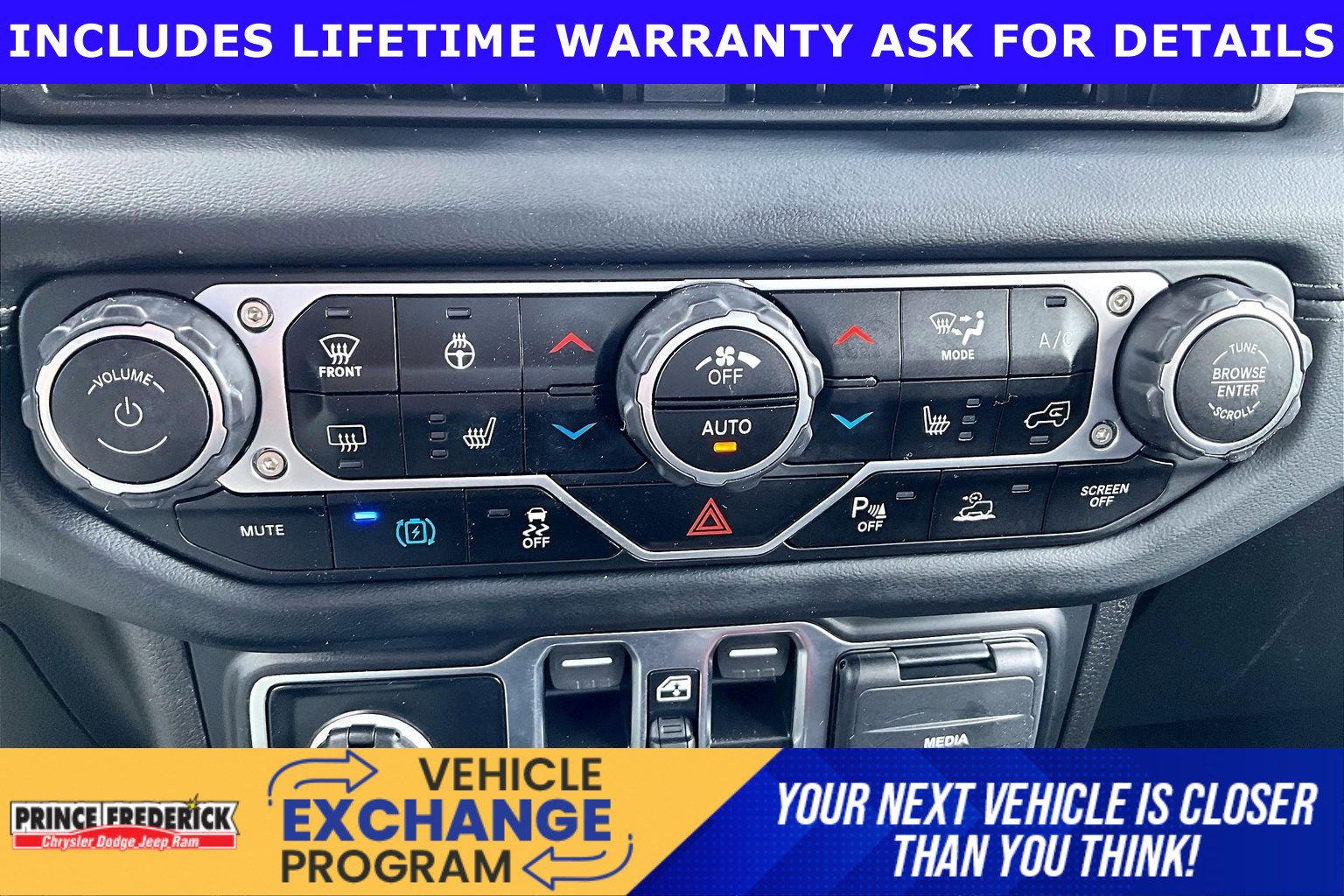 Used 2024 Jeep Wrangler High Altitude AWD/4WD image 27