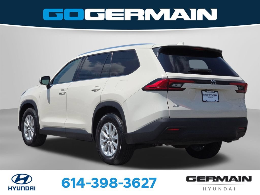 Used 2024 Toyota Grand Highlander AWD image 10