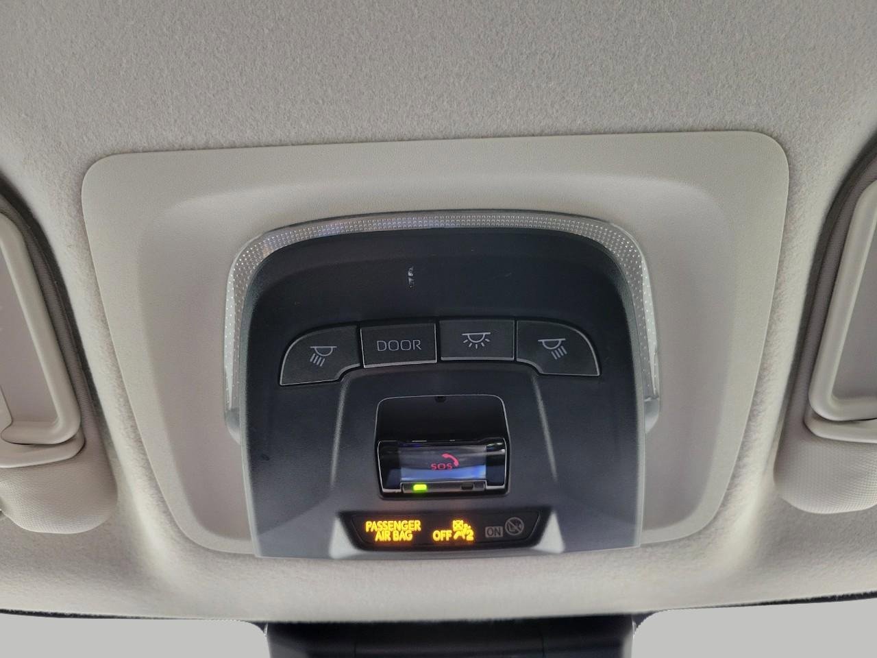 Used 2024 Toyota Corolla LE FWD image 19