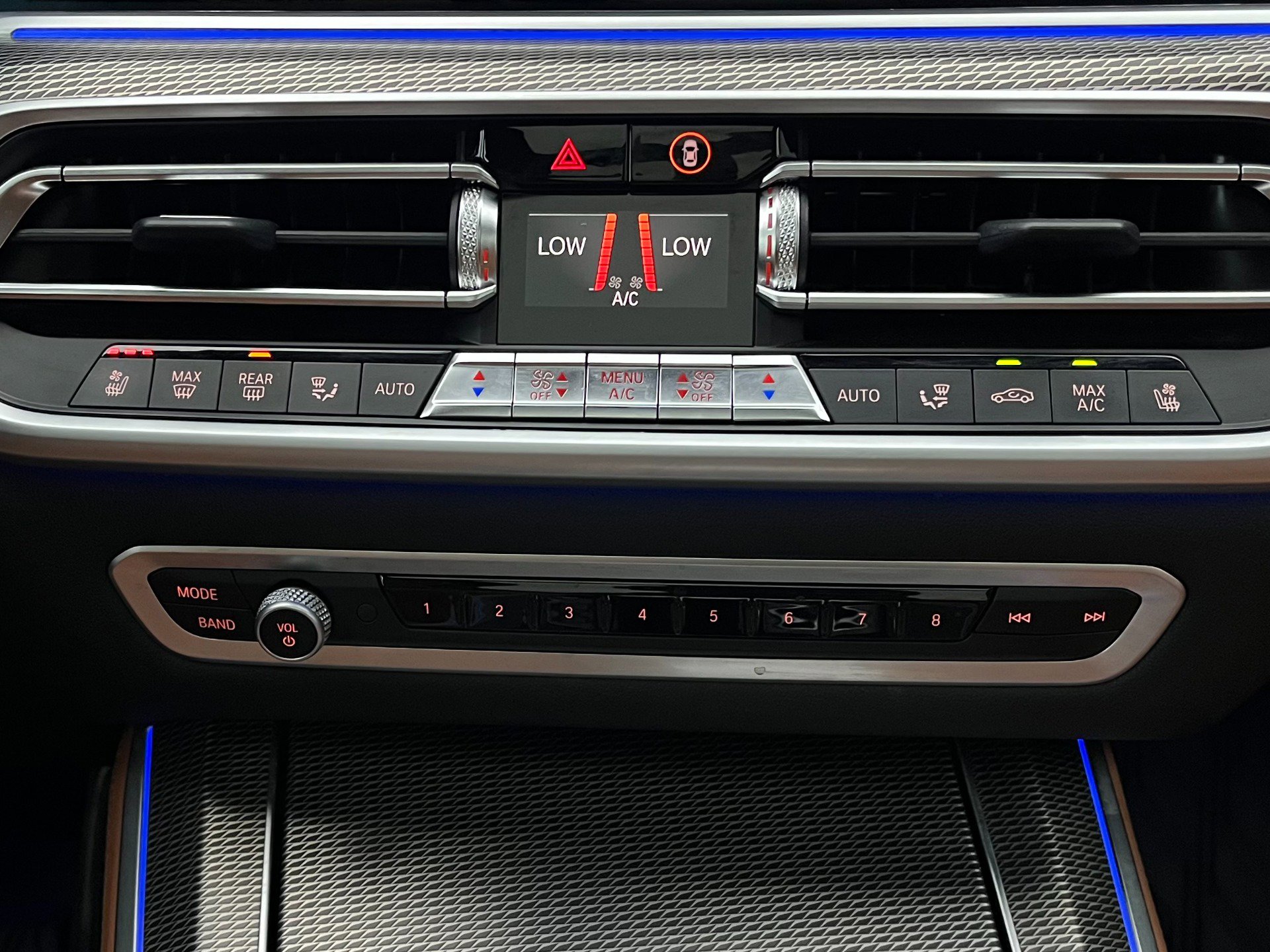 Used 2022 BMW X5 M50i w/ Executive Package image 54