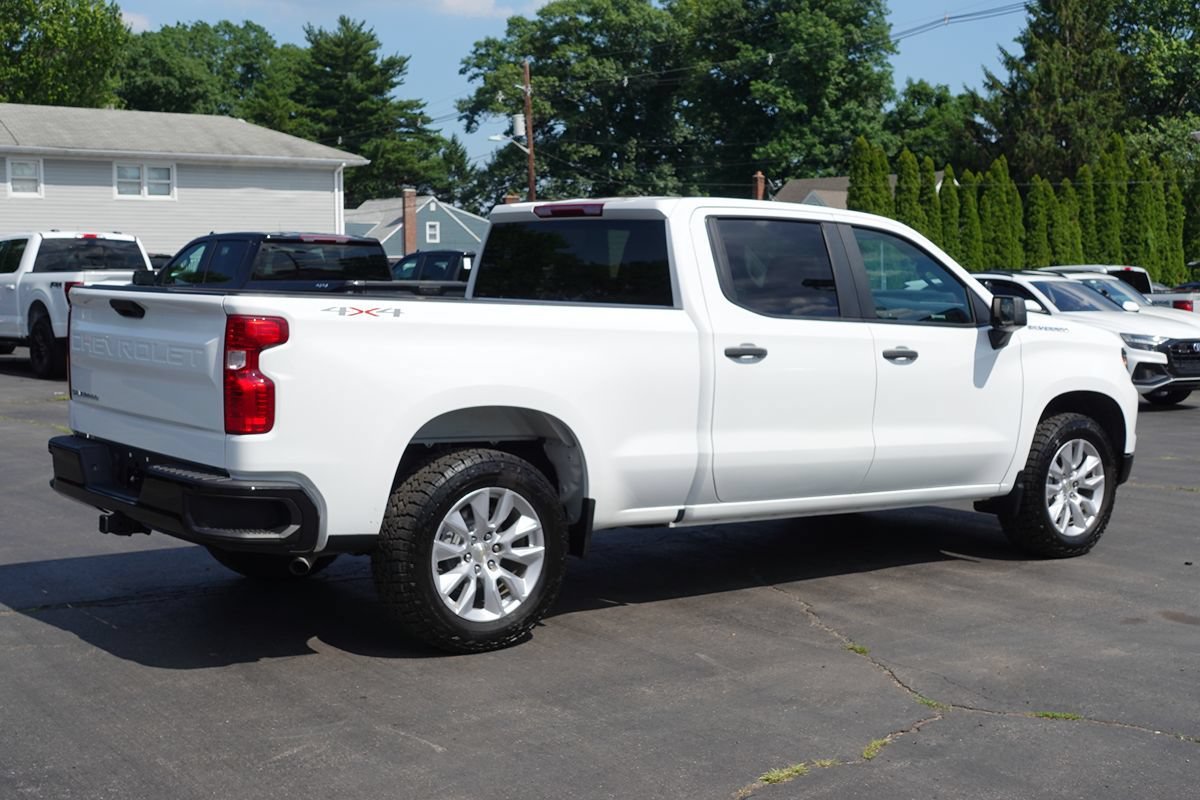 Used 2024 Chevrolet Silverado 1500 W/T w/ WT Value Package AWD/4WD image 3