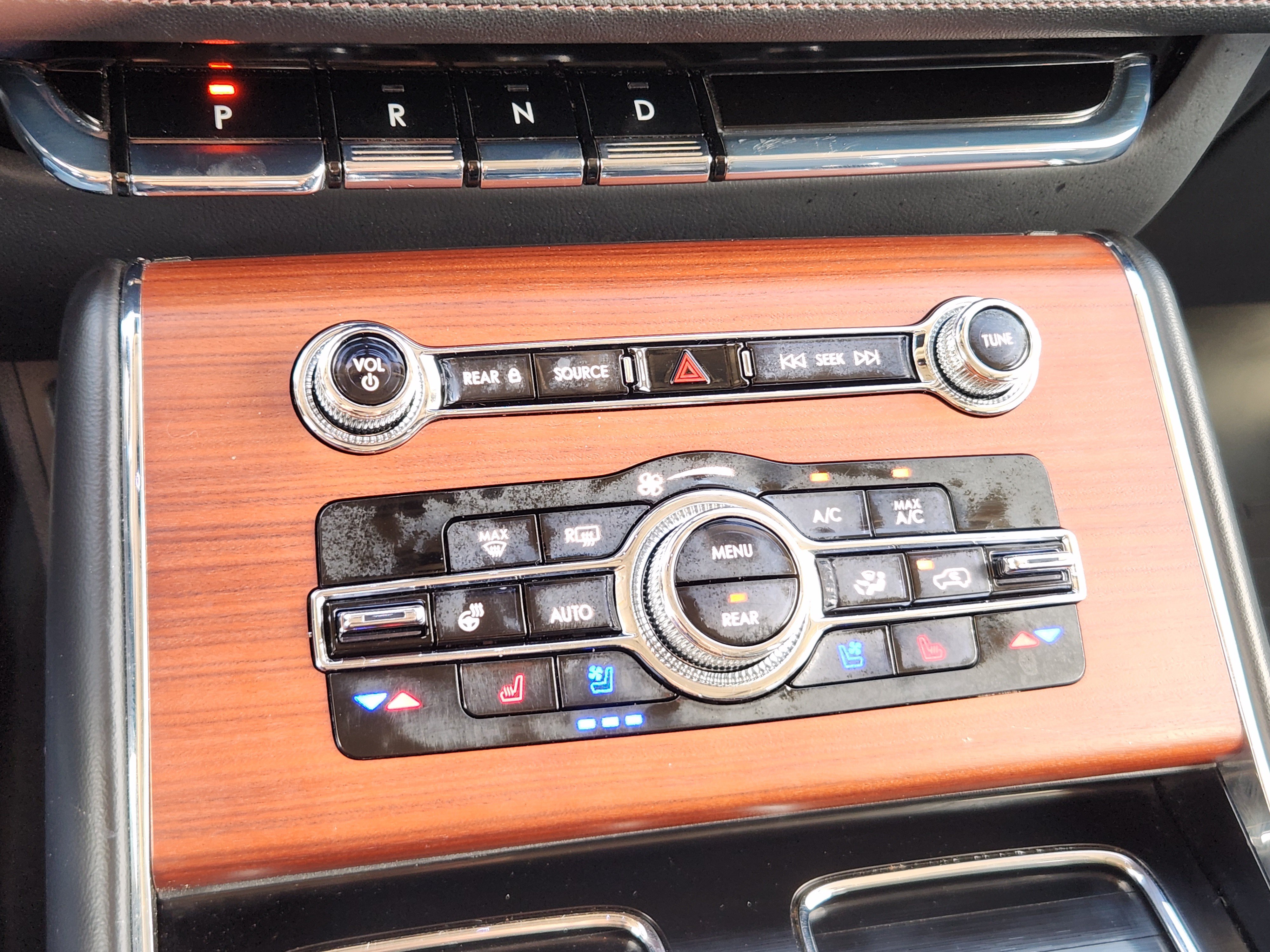 Used 2023 Lincoln Aviator Reserve w/ Equipment Group 201A RWD image 20