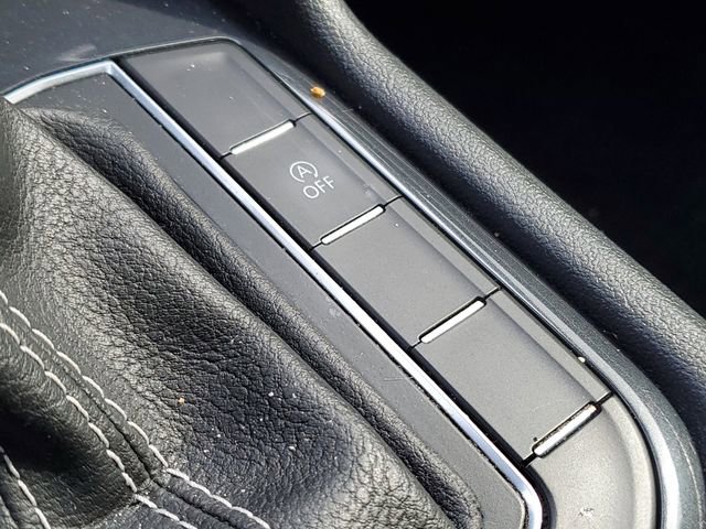 Used 2021 Volkswagen Tiguan SE AWD/4WD image 20