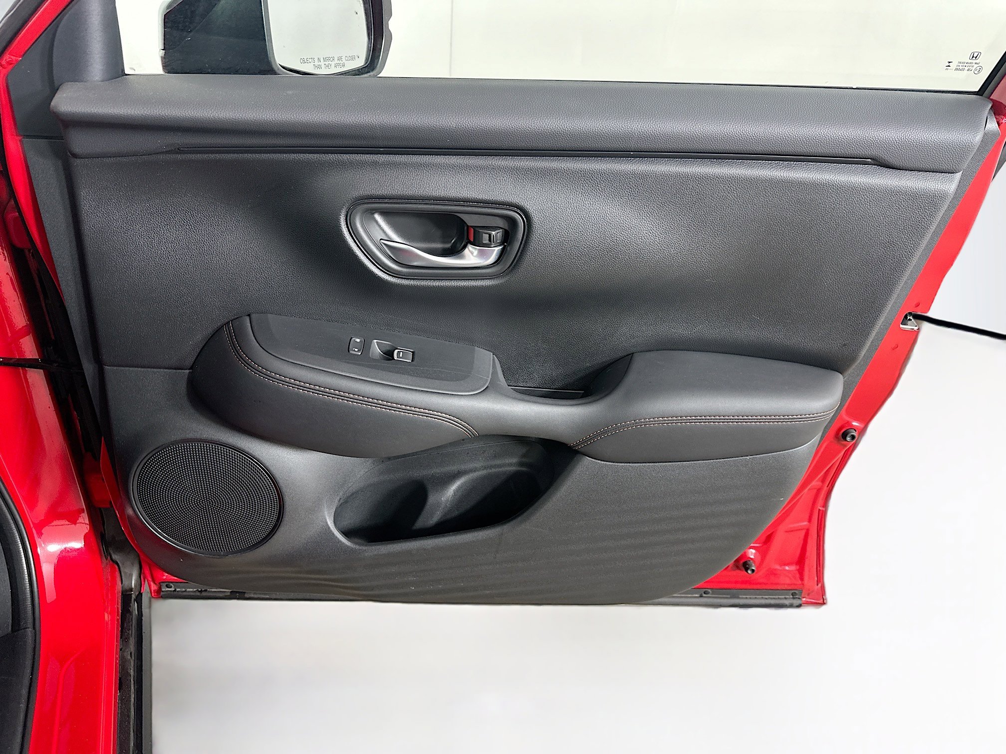 Used 2025 Honda HR-V Sport image 30